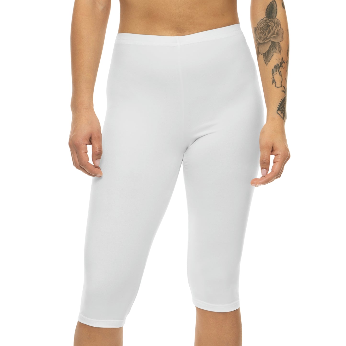 Chiller A Women’s White Capri Leggings (AOP)